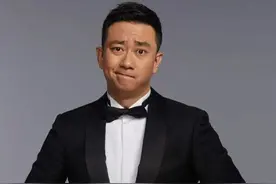 经历抑郁暴瘦，36岁王自健因“卖房”翻红：他的人生比剧中精彩图片