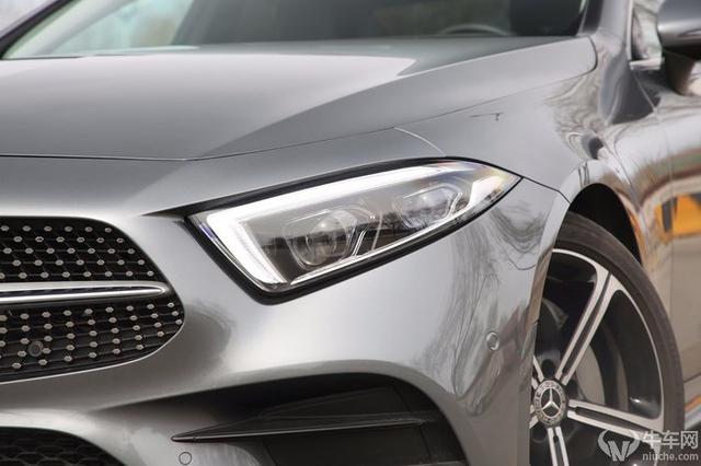 一双丹凤三角眼，两弯柳叶吊梢眉，试驾奔驰CLS 350 4MATIC