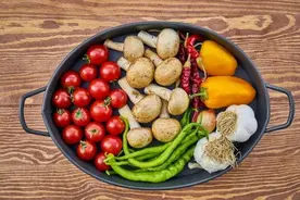 苦瓜、西兰花、萝卜能降血糖？真的存在降糖食物吗？图片