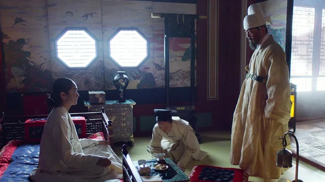 《王国》第二季又被吹爆，宫斗权谋融合丧尸惊悚拍好了就是带劲