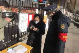 李东：奔赴在战“疫”一线的退伍不褪色标兵图片