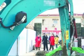 48小时抢修 下水管终于通了图片