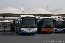 杭州公交地铁早晚高峰免费图片