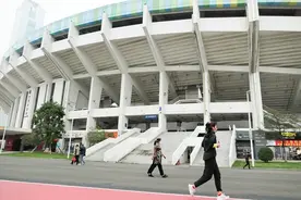 广州市部分运动场所有限开放，进场要求严格图片