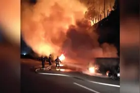 惠州高速路上一辆能源车自燃爆炸，引发周边山林着火视频封面