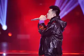 除了《野狼Disco》“老舅”董宝石还能唱啥？明晚听他和王琳凯改编的说唱版《潇洒走一回》图片