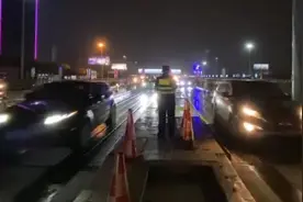 直击入沪道口：流程从简，各地车辆可通行视频封面