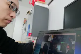 毕业季：我们在线迎接毕业论文答辩图片