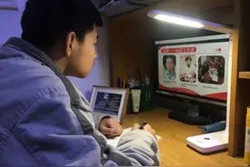 家长陪读不堪重负要在小区找家教，深圳人大代表建议改进在线教学图片