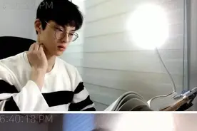 杭州高一男生一天写完一本《五年高考三年模拟》几万人在线围观！写作业有什么好看的？图片