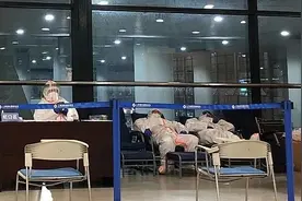 女留学生26个小时辗转多地回国，入境那一刻泪崩：祖国真的太好了图片