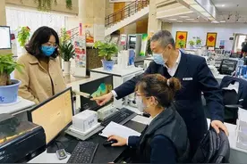 传递金融薪火 外贸企业复工复产启动加速度图片
