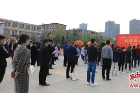 荥阳：“放大招”促消费 为经济发展注入新动能图片