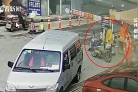 不看信息接连拿走9件快递 民警找上门她还装傻：都拿错了图片