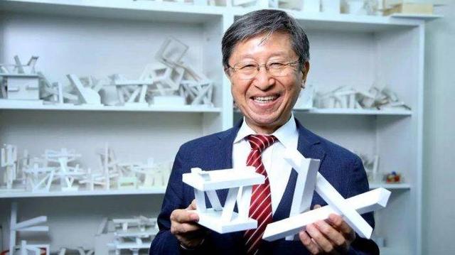 72岁艺术家用它骗了80万人，央视还点赞？网友们懵了