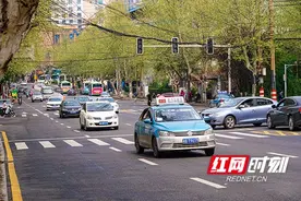 营运车辆处理违法难？交警给你开“绿灯”图片