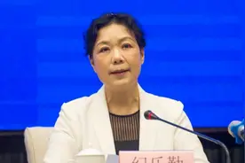 湖北来粤人员领取粤康码，蓝码即可“一机在手、亮码通行”视频封面