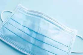 新口罩有异味怎么处理？过期口罩能用吗？关于口罩的最新疑问，帮你解答图片