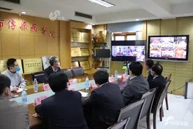 鲁能高层探望外援费莱尼 医院透露费莱尼病情稳定图片