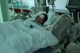 湖南46岁男子脖子上长蚕豆大肿块，不痛不痒，一查竟是癌图片