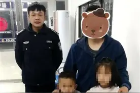 通道：货车司机带两小孩出门送货，途中放小孩独自呆在车内两小时，民警将小孩从车内救出图片
