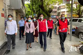 深圳市政协副主席陈倩雯一行看望基层防疫人员图片