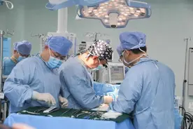 济南这家医院招全日制博士引关注：年薪24万起 首套住房补贴15万图片
