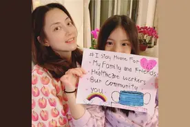 霍汶希罕见公开与爱女合影 9岁Honey遗传妈妈美貌图片