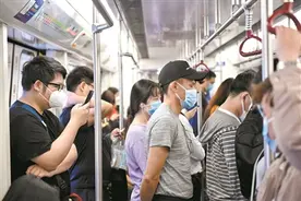 广佛地铁开通十年 发车间隔缩短5分钟图片
