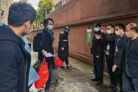 我是一名护士，在隔离点是保姆、客服、维修员……图片