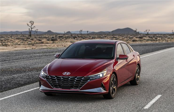 现代全新国产伊兰特下线：外观“减配”车身加长尺寸超思域