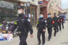 蒲城：危险！29个液化气罐塞进面包车图片