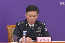 国家移民局：确有来华需求外国人可向中国使领馆重新申办签证视频封面