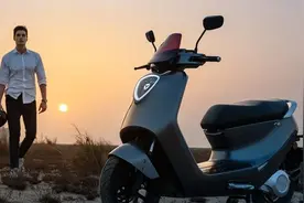 一年销量超600万台！营收率先破百亿，这家电动车企业明年要卖1000万辆图片