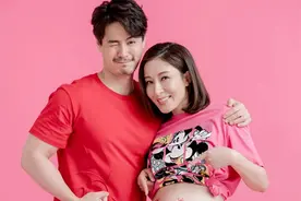 罗仲谦杨怡晒孕肚照 发文撒狗粮甜蜜溢出屏幕图片