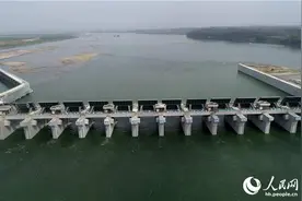高清汉江雅口航运枢纽雄姿初现图片