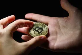 BTC 重现“自由落体”式暴跌，原来是受这几个因素影响？图片