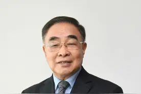 张伯礼院士：国有大疫时，医生即战士图片