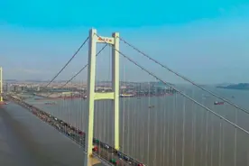 南沙大桥通车一周年：串联广深佛莞4城，打通湾区新动脉图片