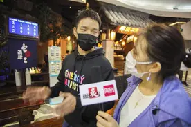 撑老板 | 对话怪兽充电CEO：春天来了，共享充电宝生意如何？图片