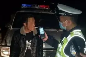 治庸·便民｜这不是坑爹！大关这个娃报警抓他爸图片