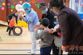 家长们需警惕！6月龄孩子就可能发现自闭症图片