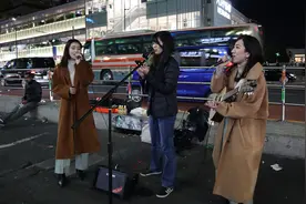 翻唱中国抗疫歌曲的日本女孩：敌人是疫情，携手战胜它图片