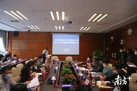 深圳：义务教育阶段所有公办民办校免试就近入学图片
