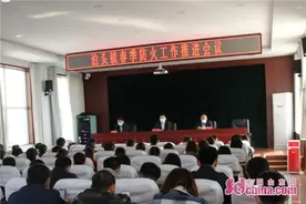 滨州沾化区泊头镇开展杂草烧荒专项治理 加强防火意识图片