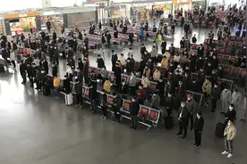 「视频」上午10时，长三角铁路齐鸣笛默哀图片
