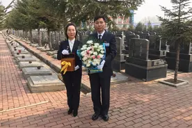 “85后”代祭员：摆渡思念传递爱图片