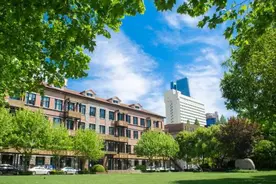 上海戏剧学院2020年本科艺术类专业招生考试调整方案图片