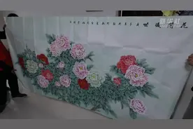 山东巨野：援鄂归来时 “牡丹”赠英雄视频封面