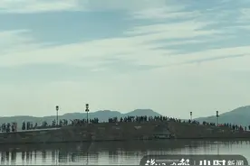 西湖景区昨日收费公园人流量6.22万，太子湾动物园城隍阁，今天的预约都满了图片